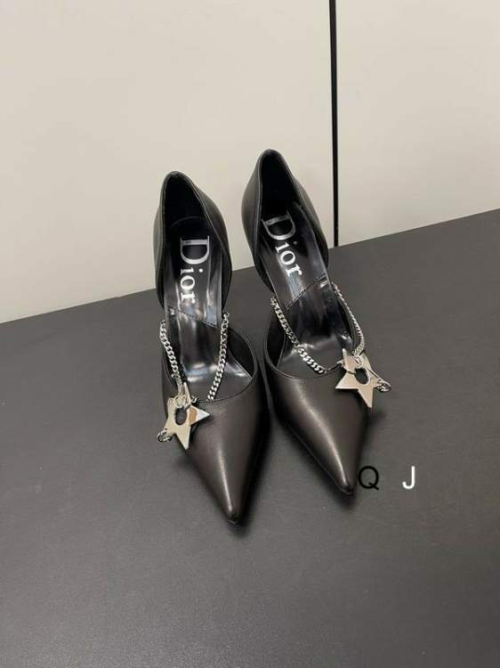 Picture of Dior Shoes _SKUDiorsz35-40XJ09093829